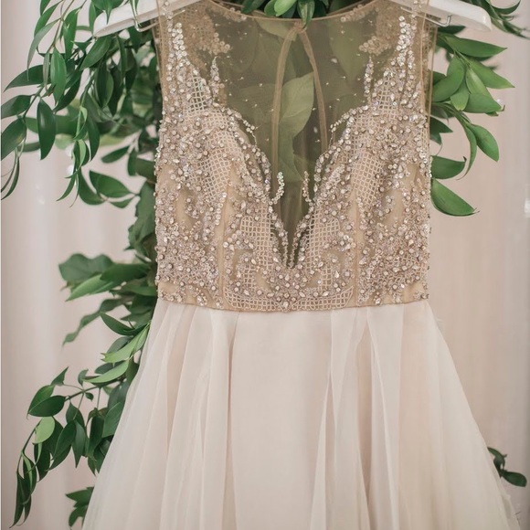 Hayley Paige Kenny Wedding Dress - Picture 6 of 7